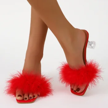 2022 Letnie Nowe Monochromatyczne damskie buty Koloru czerwonego na wysokim obcasie z kwadratowym czubkiem i zamszowe, wygodne pikantne damskie japonki
